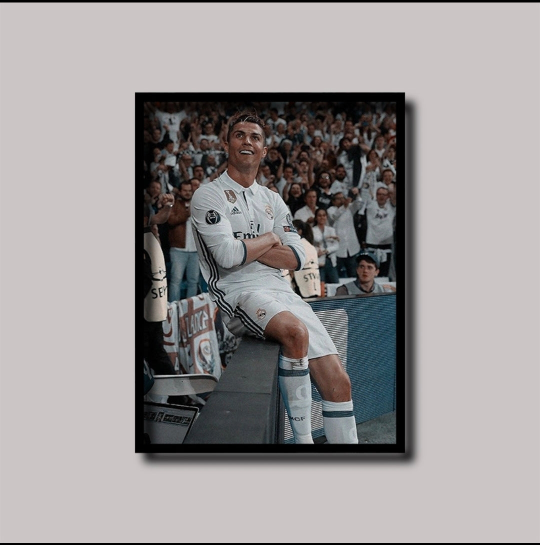 40x30 CR7 Legend Frame